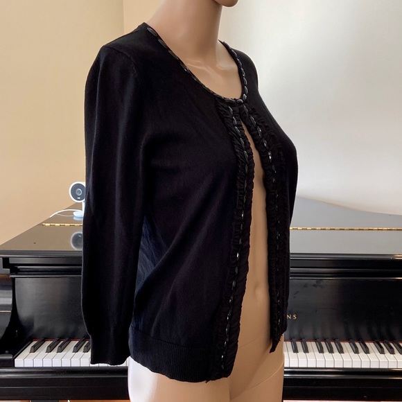 NWT Banana Republic black minimalist cozy classic embellished cardigan/sweater - Picture 6 of 12
